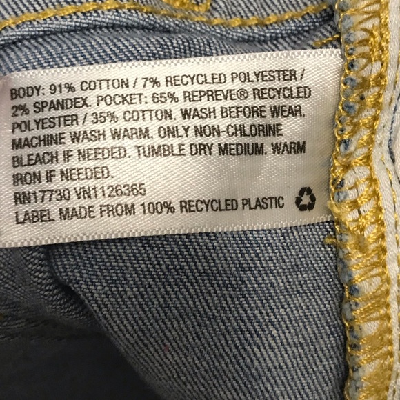 Universal Thread blue jean shorts womens size 4/27. - Picture 5 of 6